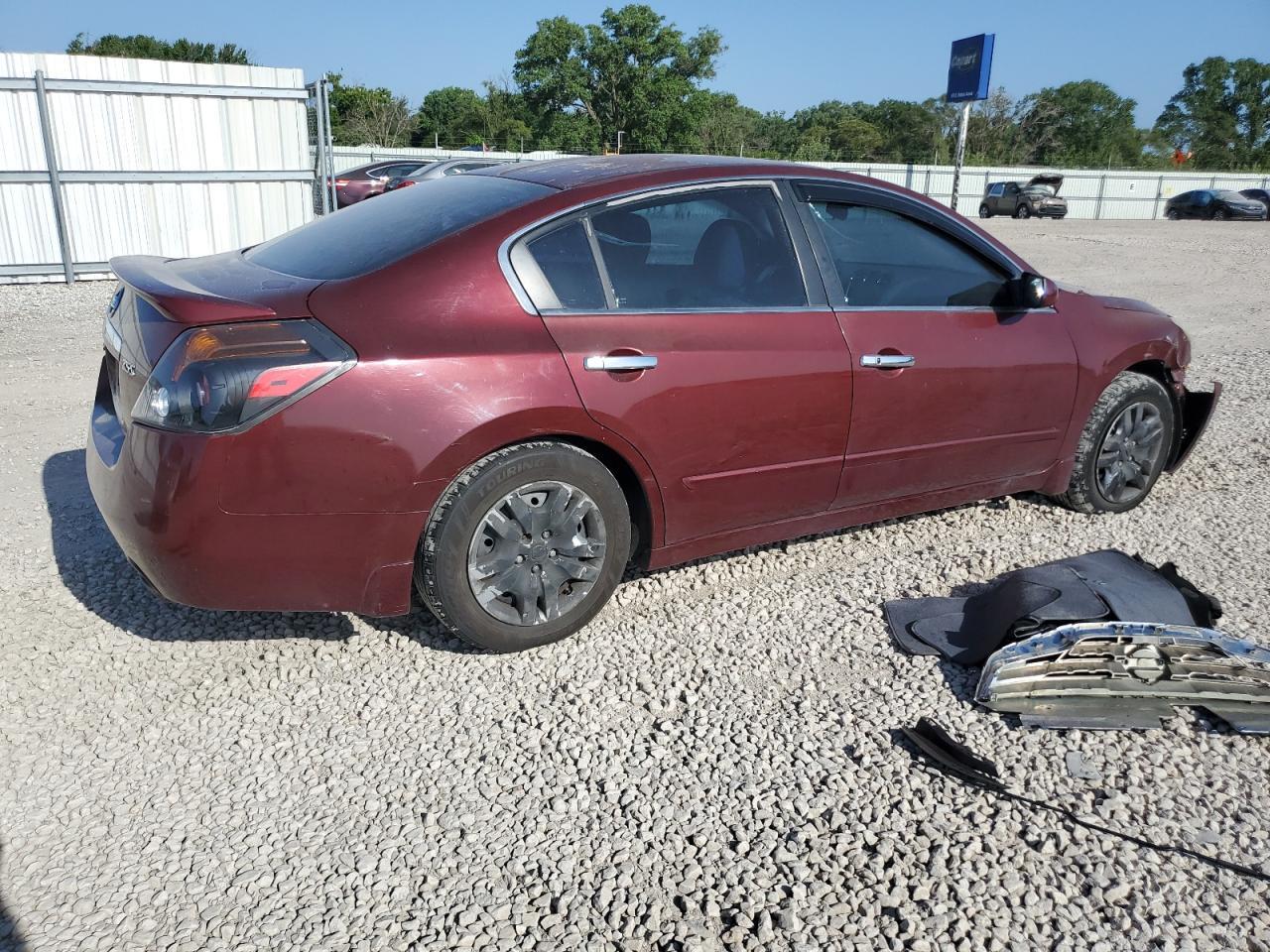 2010 NISSAN ALTIMA