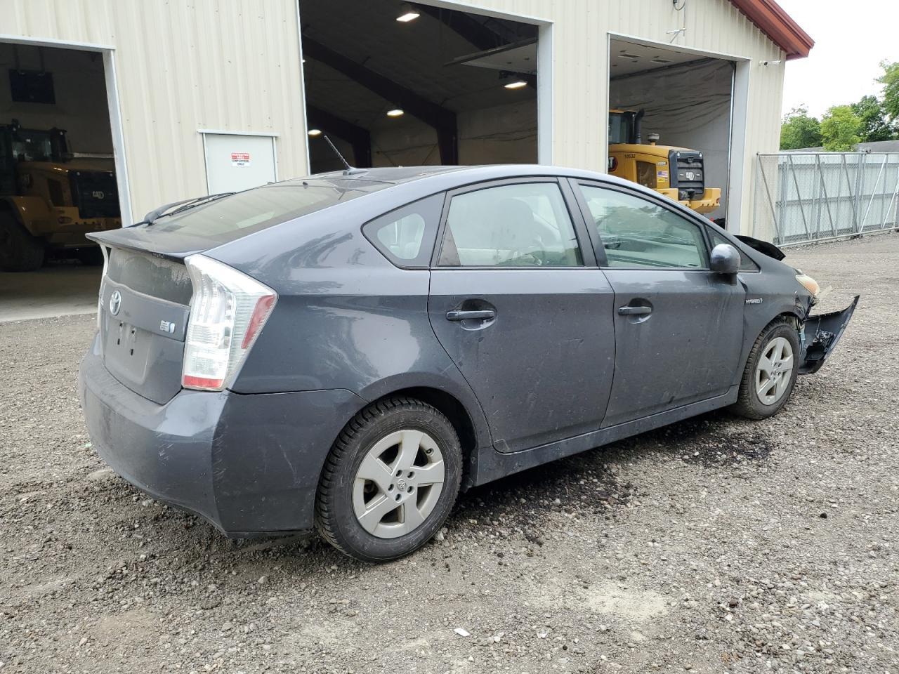 2011 TOYOTA PRIUS