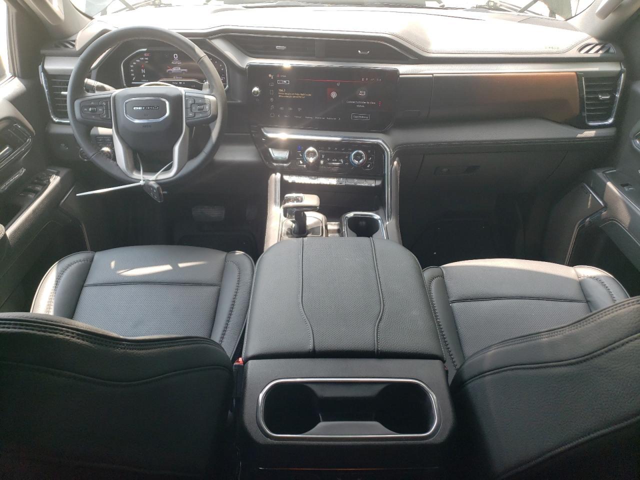 2025 GMC Sierra