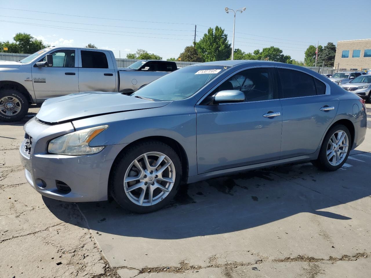 2011 NISSAN Maxima