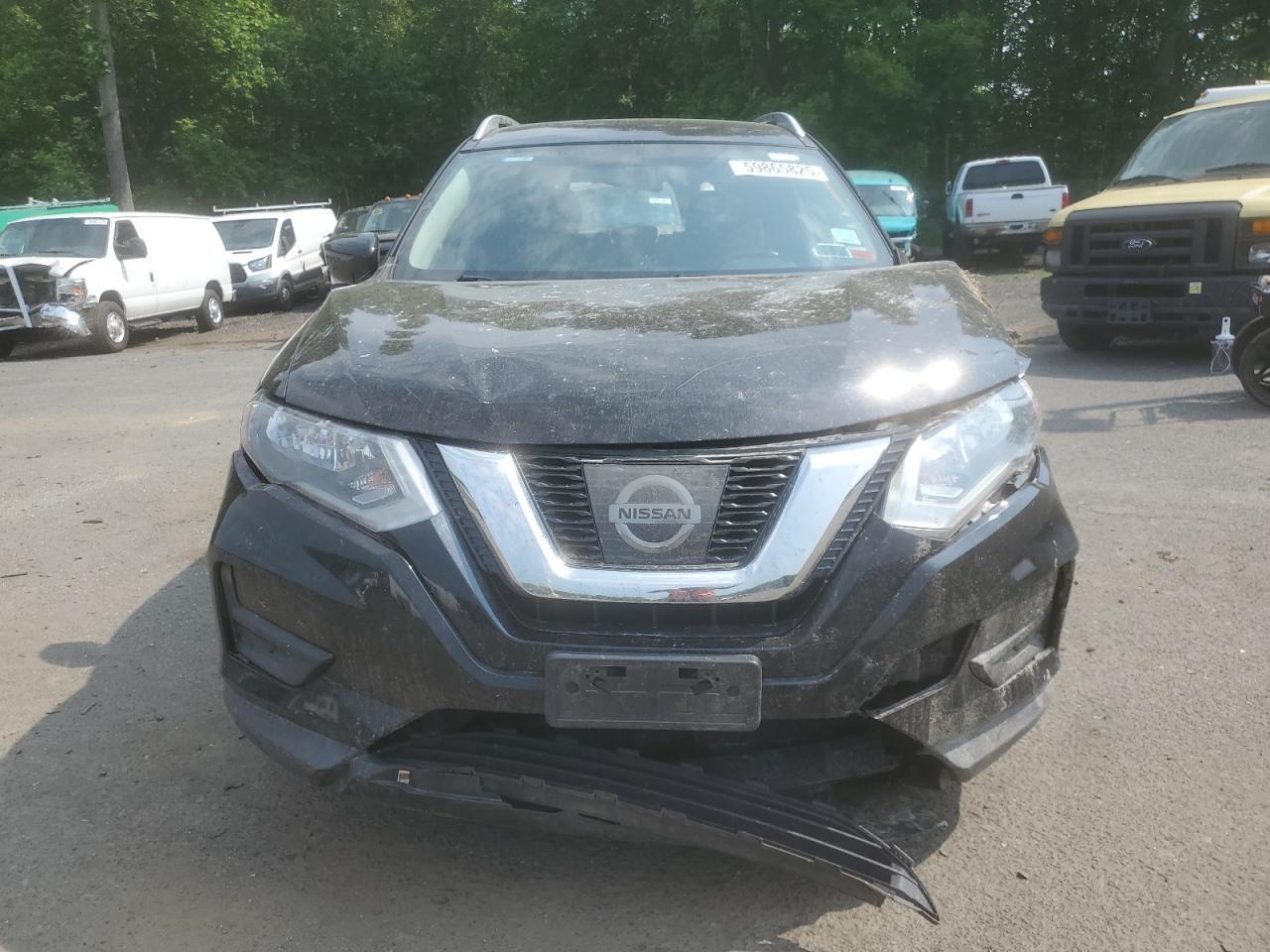 2017 NISSAN ROGUE