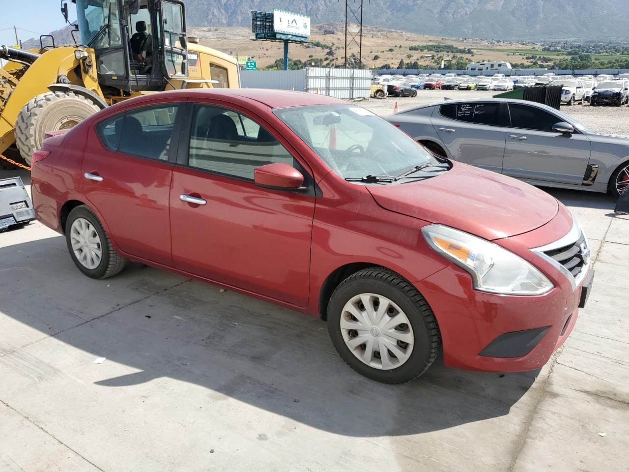 2015 NISSAN VERSA