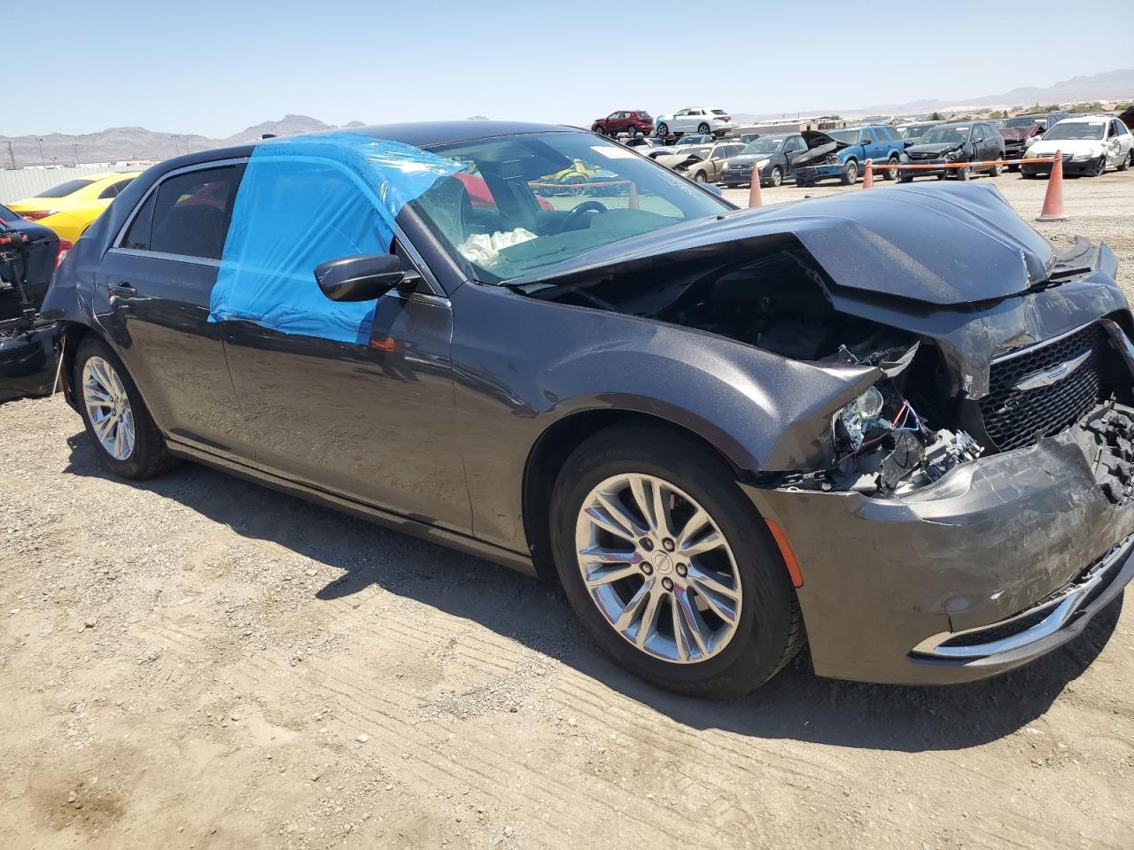 2019 CHRYSLER 300