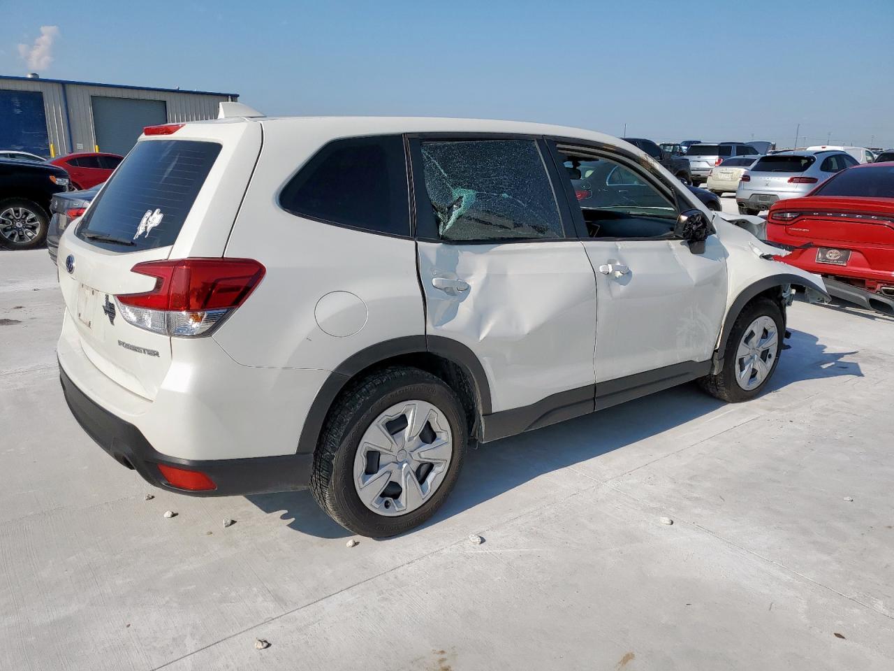 2023 SUBARU FORESTER