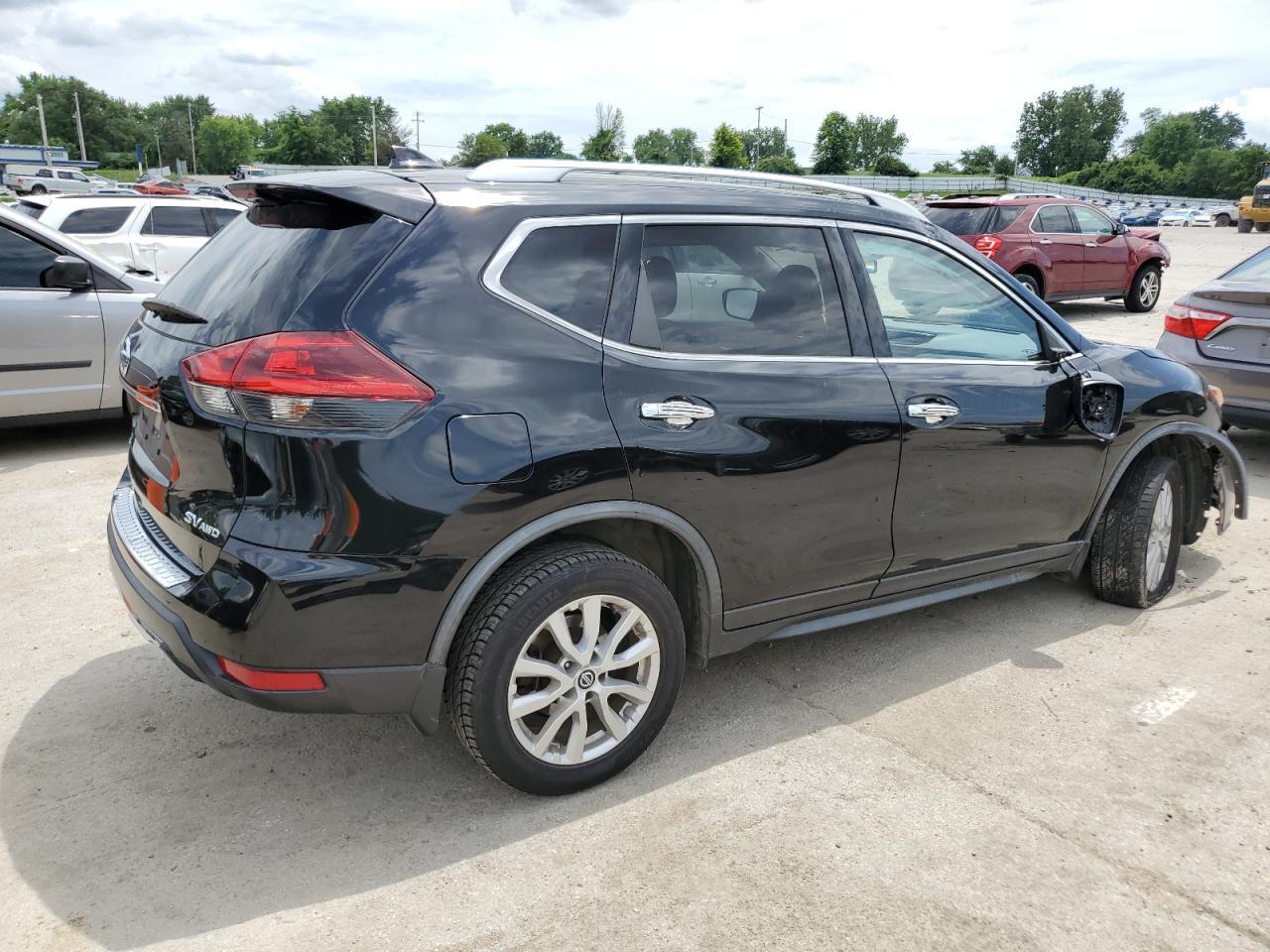 2018 NISSAN ROGUE