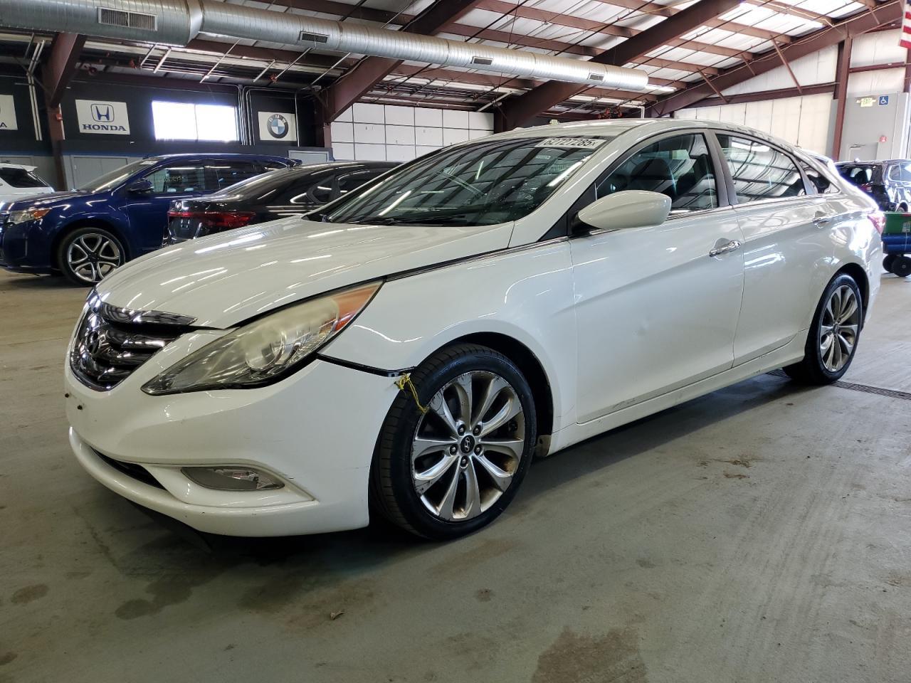 2011 HYUNDAI SONATA