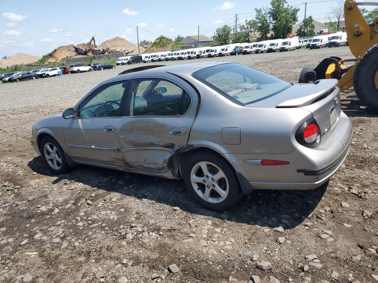 2000 NISSAN Maxima