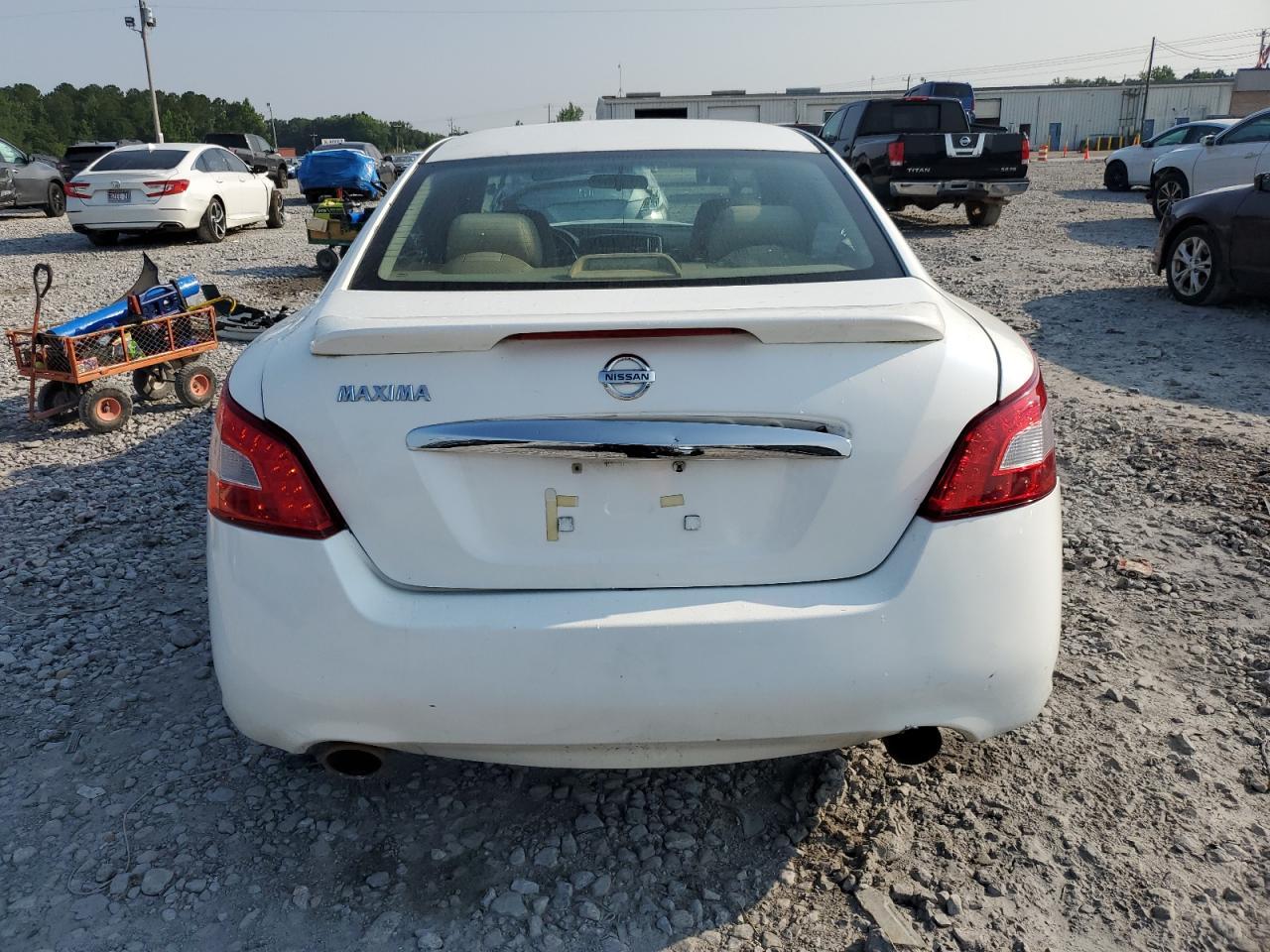 2011 NISSAN Maxima