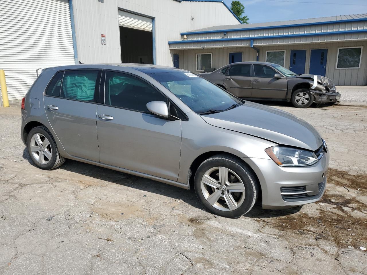 2017 VOLKSWAGEN GOLF