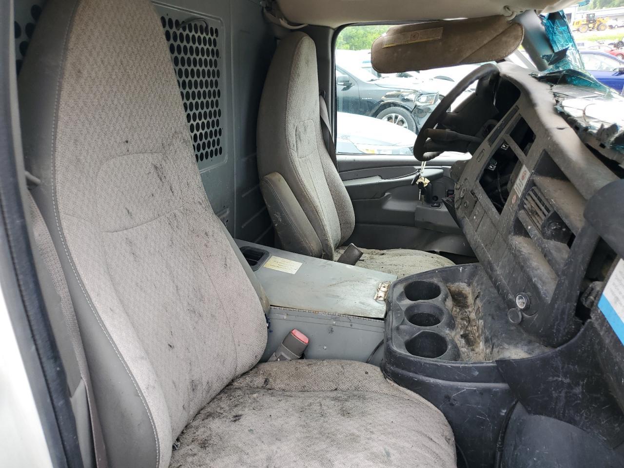 2012 CHEVROLET EXPRESS 2500