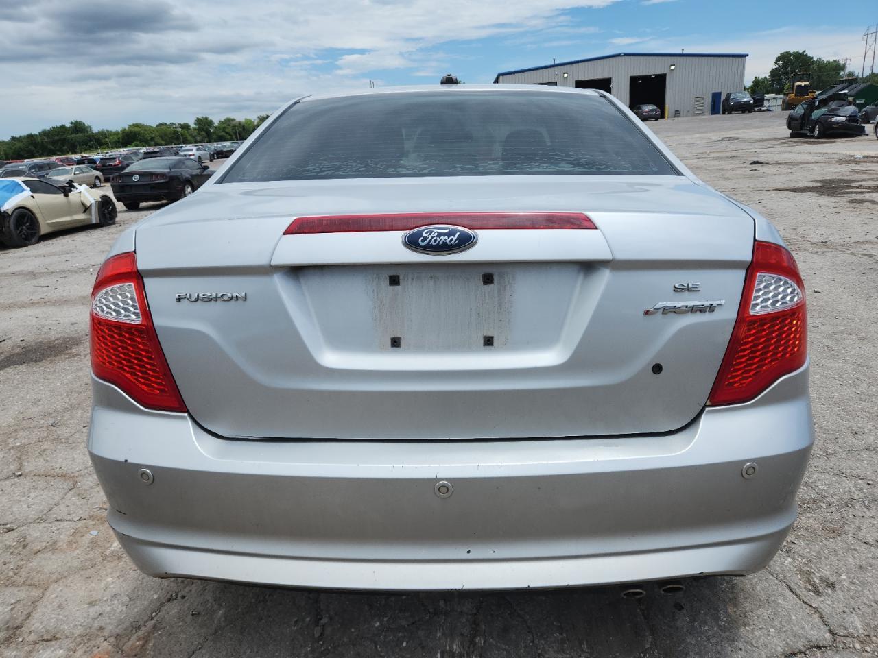 2010 FORD FUSION