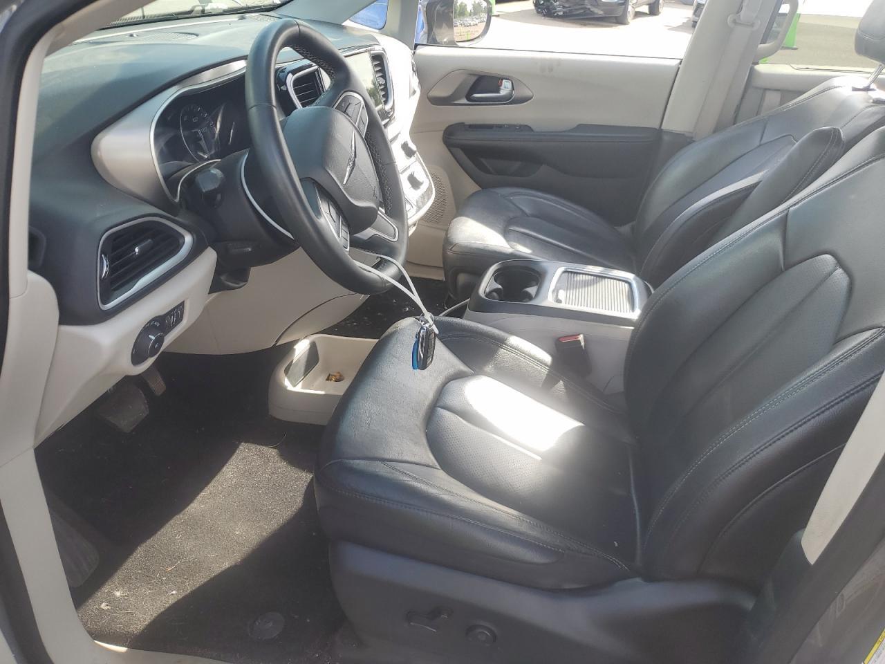 2022 CHRYSLER Pacifica