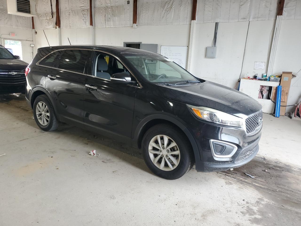 2017 KIA SORENTO