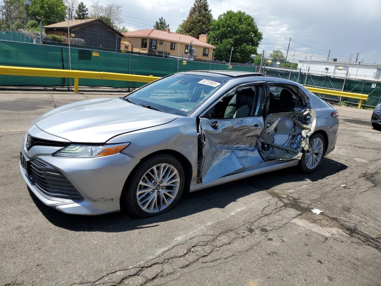 2019 TOYOTA CAMRY