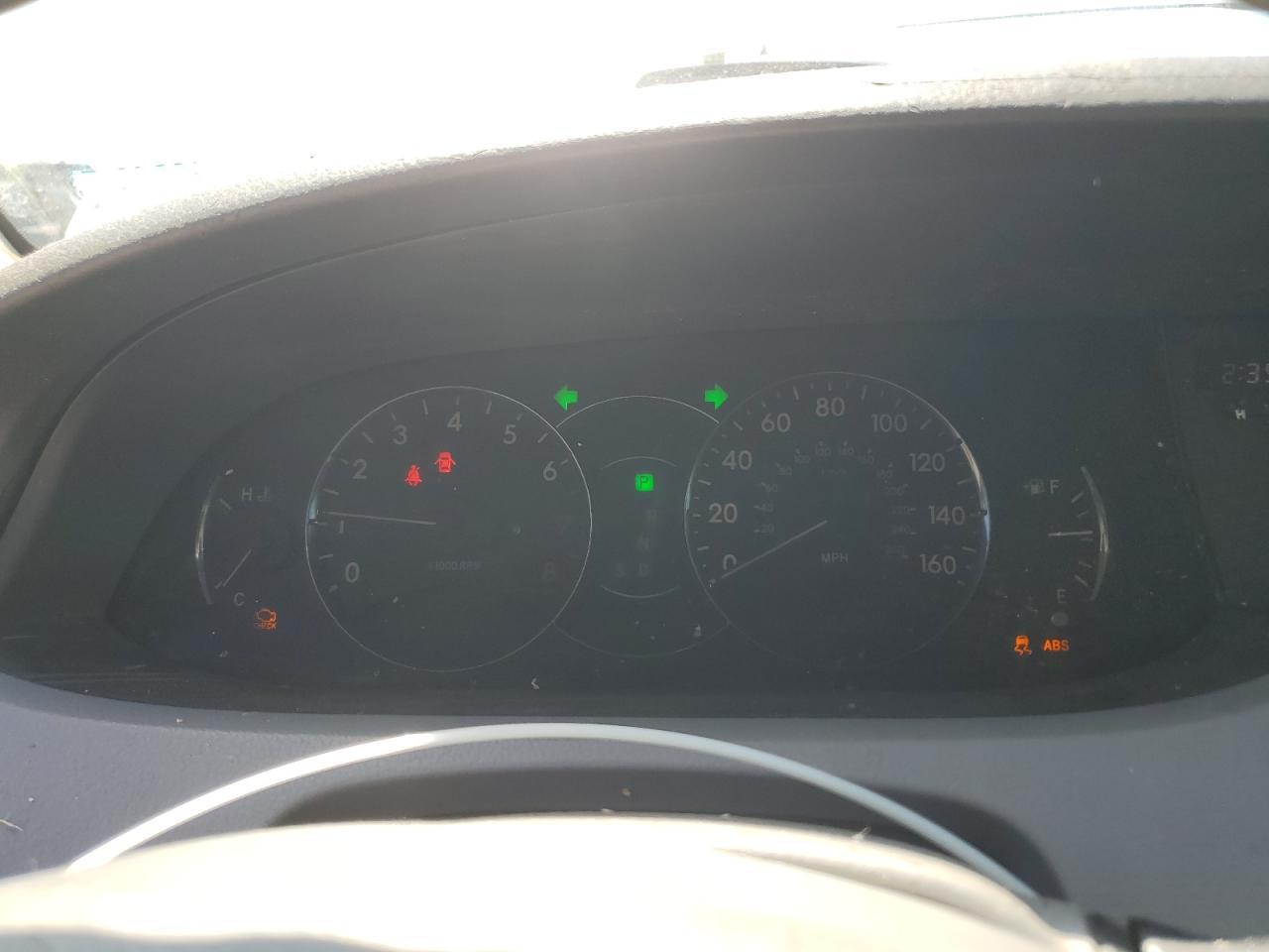 2005 TOYOTA Avalon