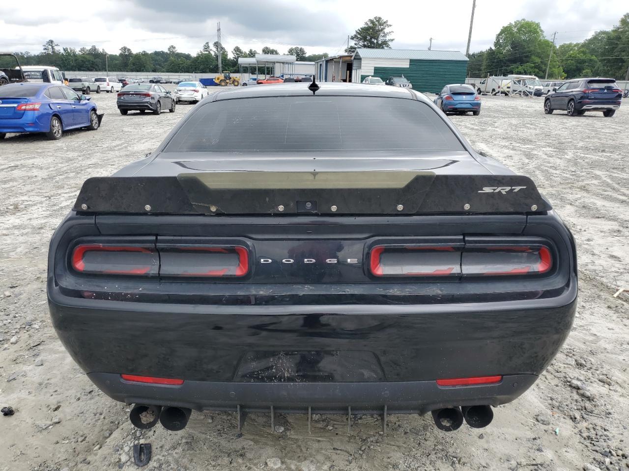 2016 DODGE Challenger