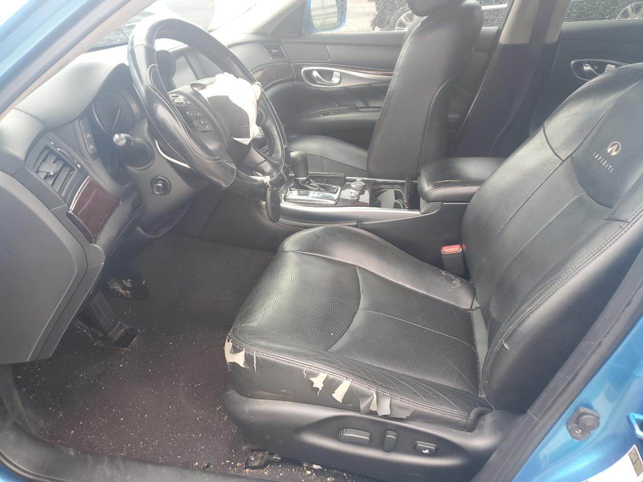2013 INFINITI M37