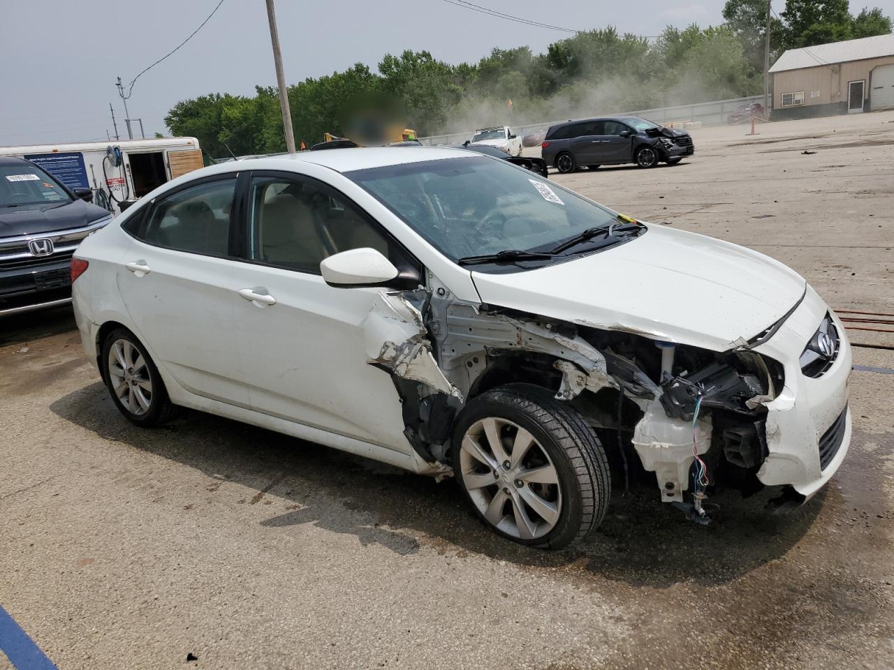 2012 HYUNDAI ACCENT