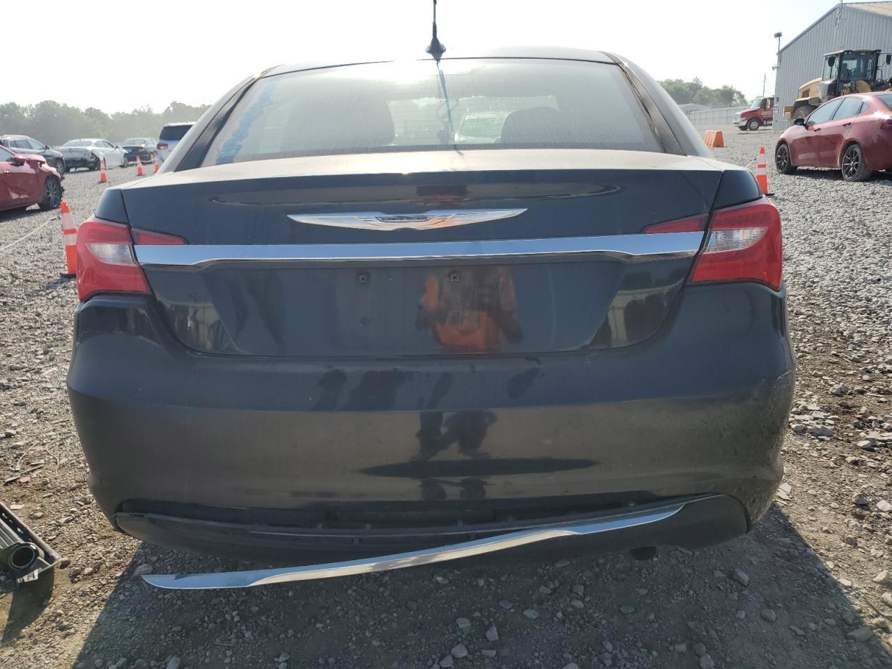 2012 CHRYSLER 200