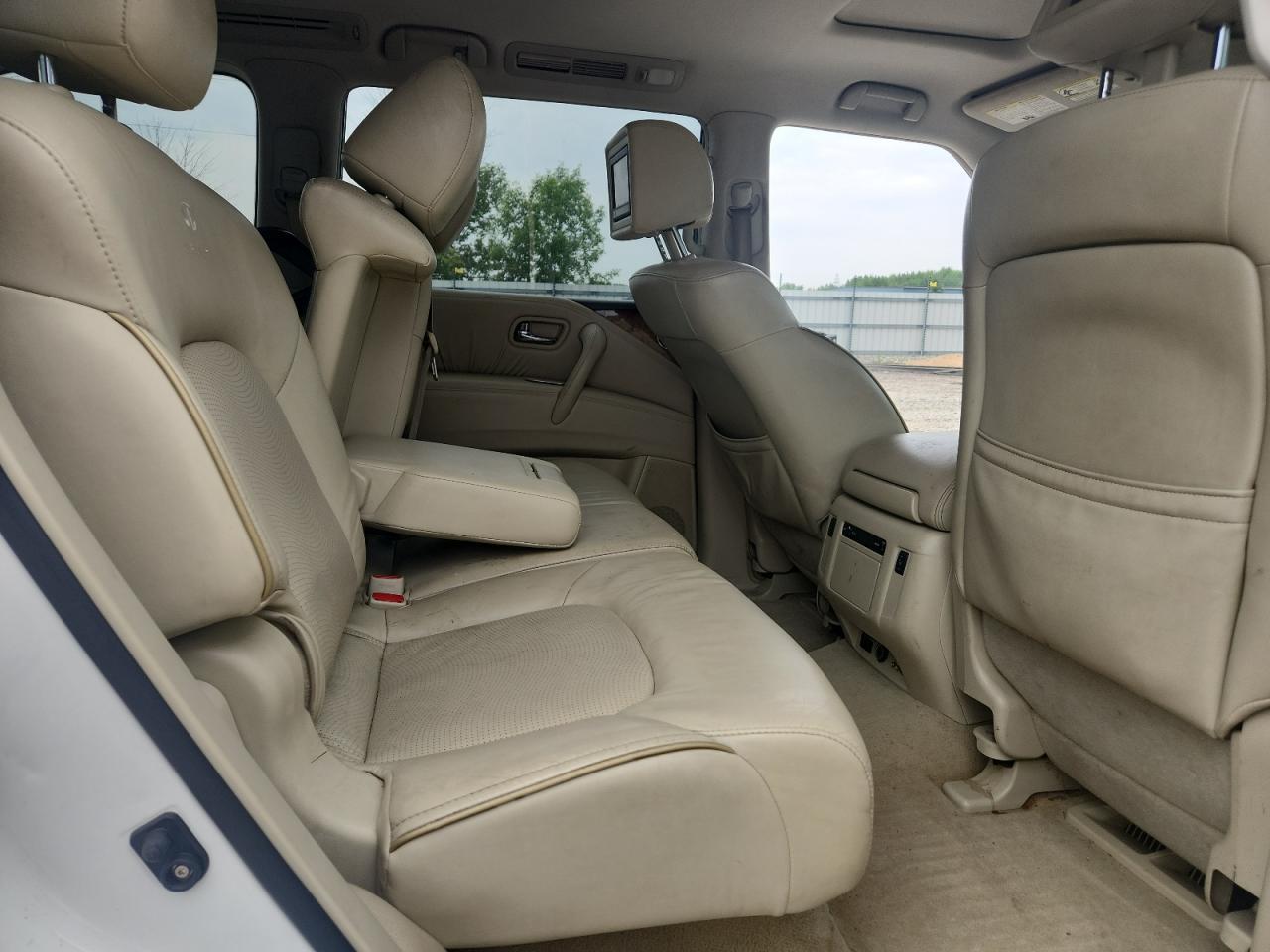 2012 INFINITI QX56