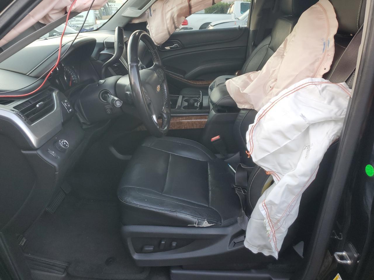 2015 CHEVROLET Suburban