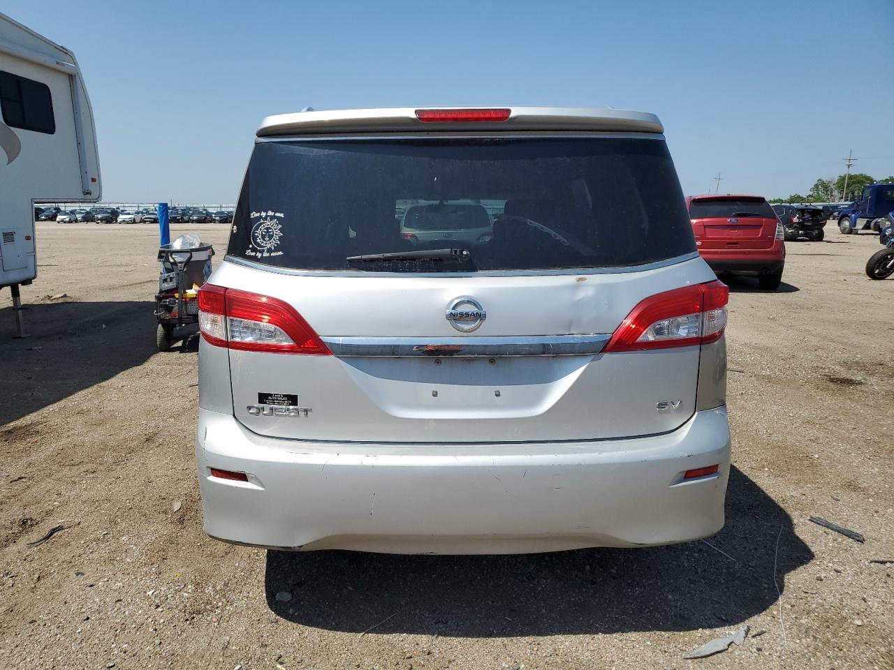 2016 NISSAN Quest