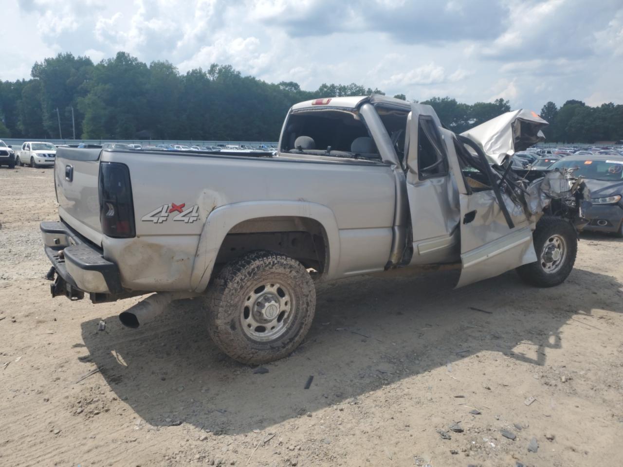 2004 CHEVROLET Silverado