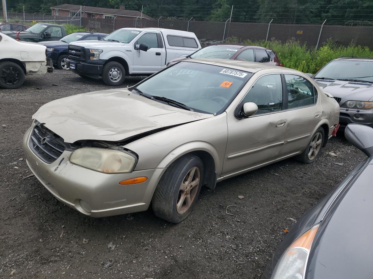 2001 NISSAN Maxima