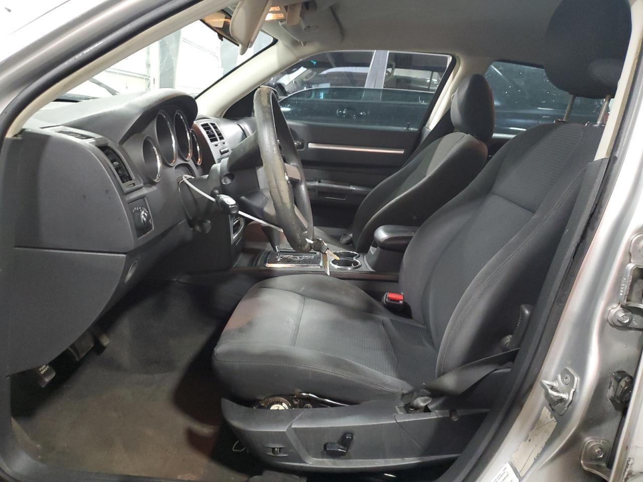 2010 DODGE CHARGER