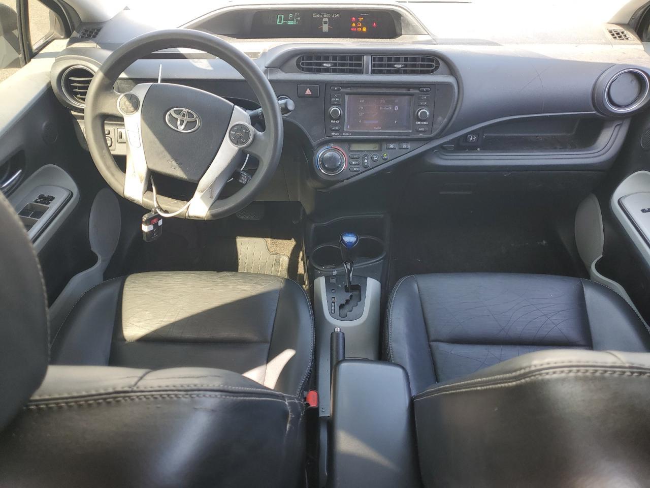 2012 TOYOTA Prius c