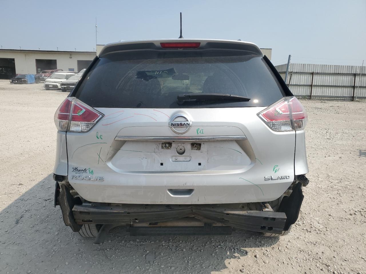 2015 NISSAN ROGUE