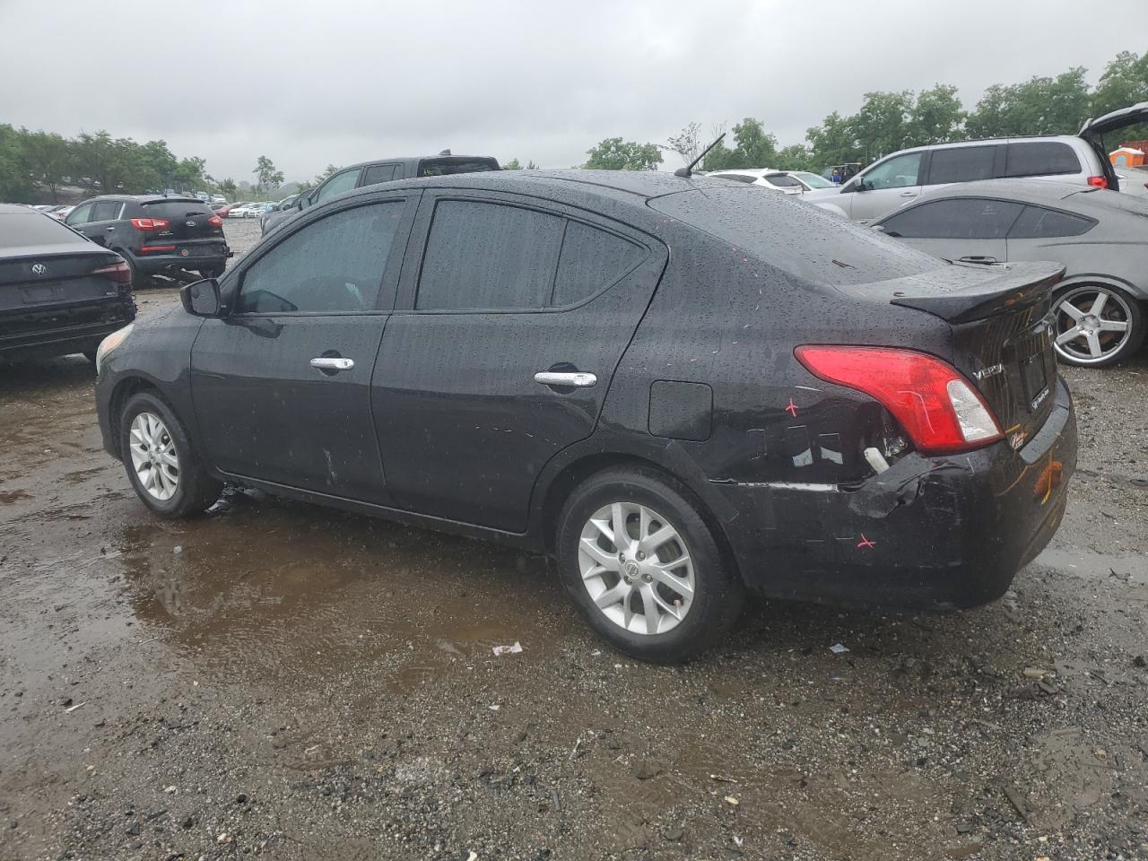 2018 NISSAN VERSA