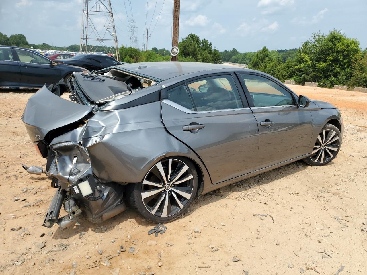 2022 NISSAN ALTIMA