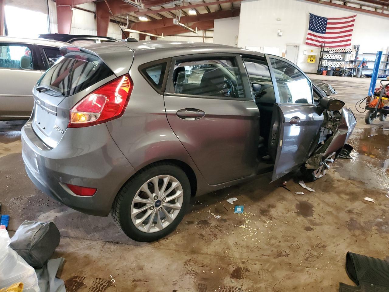 2014 FORD Fiesta