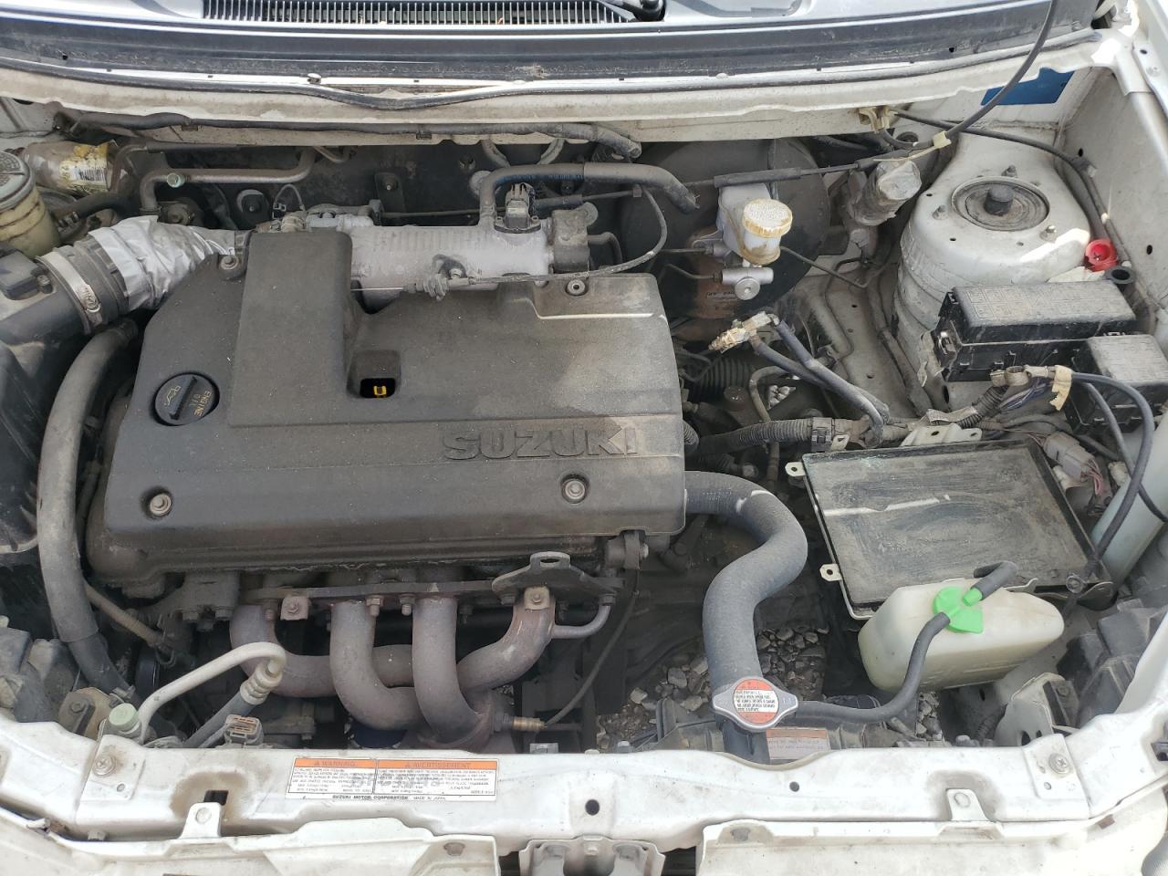 2004 SUZUKI Aerio