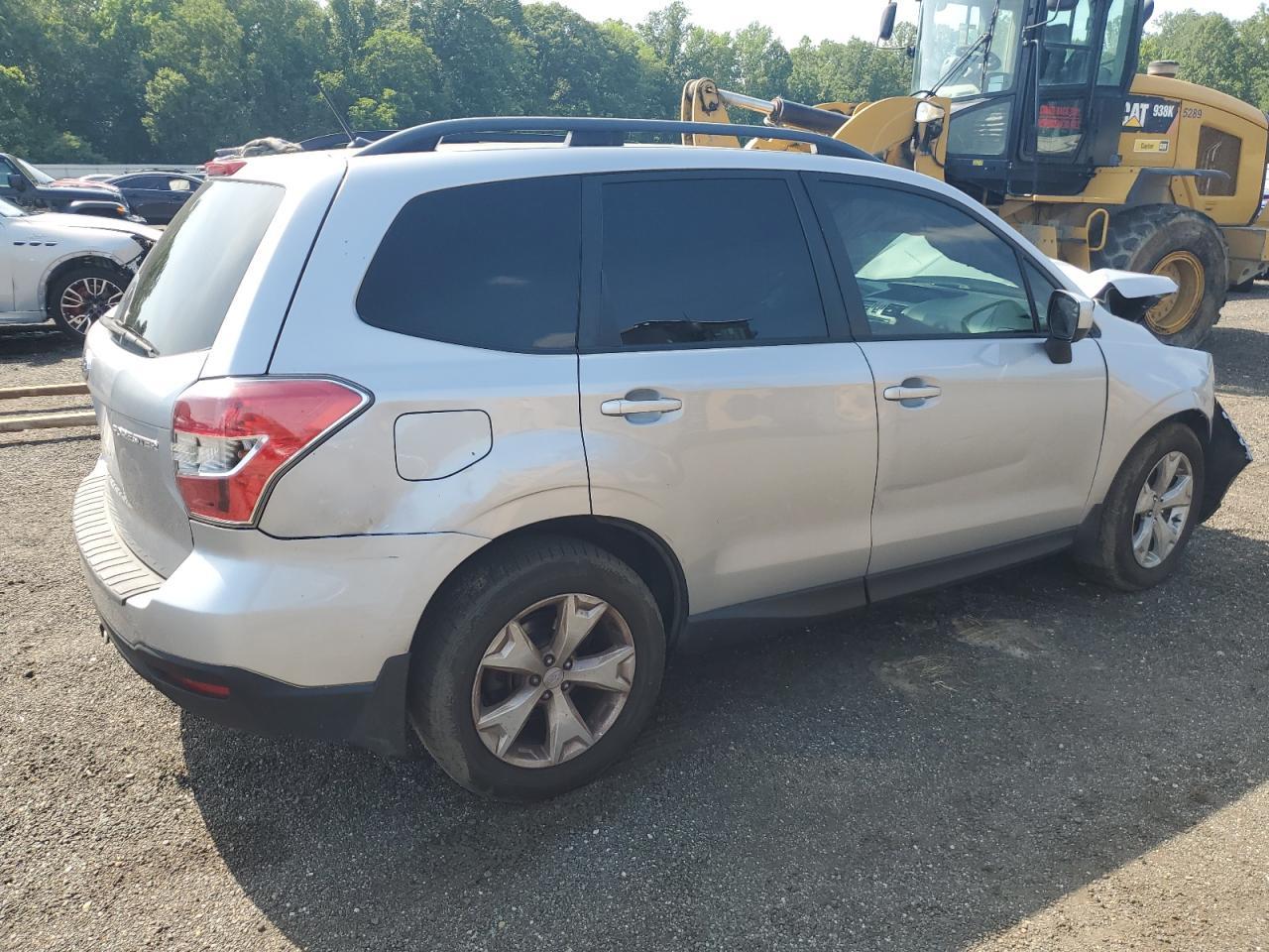 2015 SUBARU FORESTER