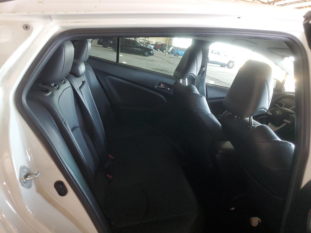 2018 TOYOTA PRIUS