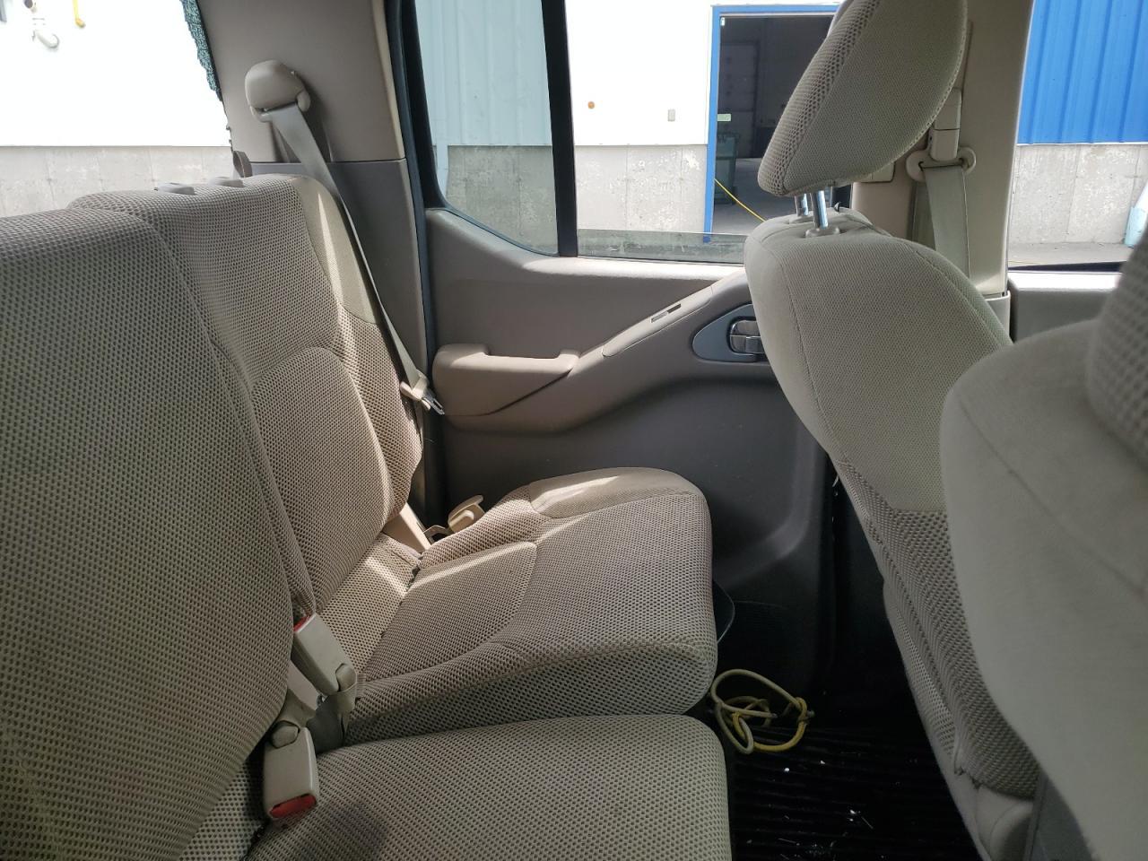 2012 NISSAN Frontier