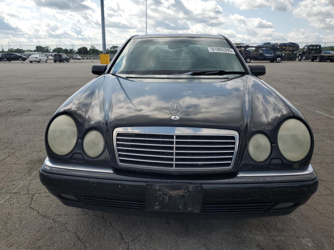 1997 MERCEDES-BENZ E-Class