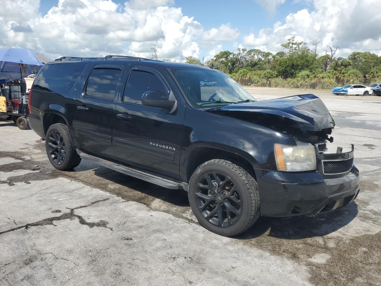 2011 CHEVROLET Suburban