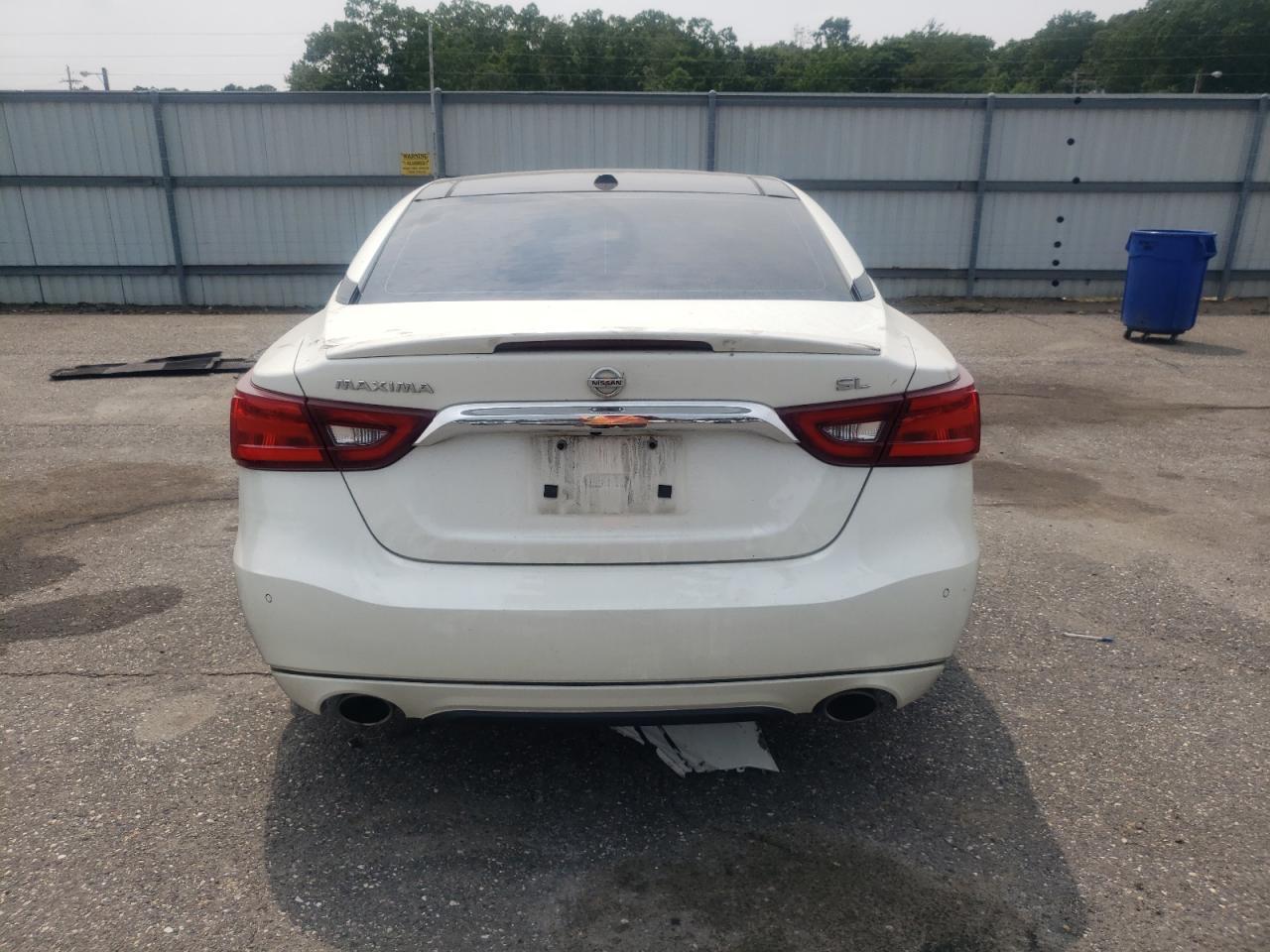 2016 NISSAN Maxima