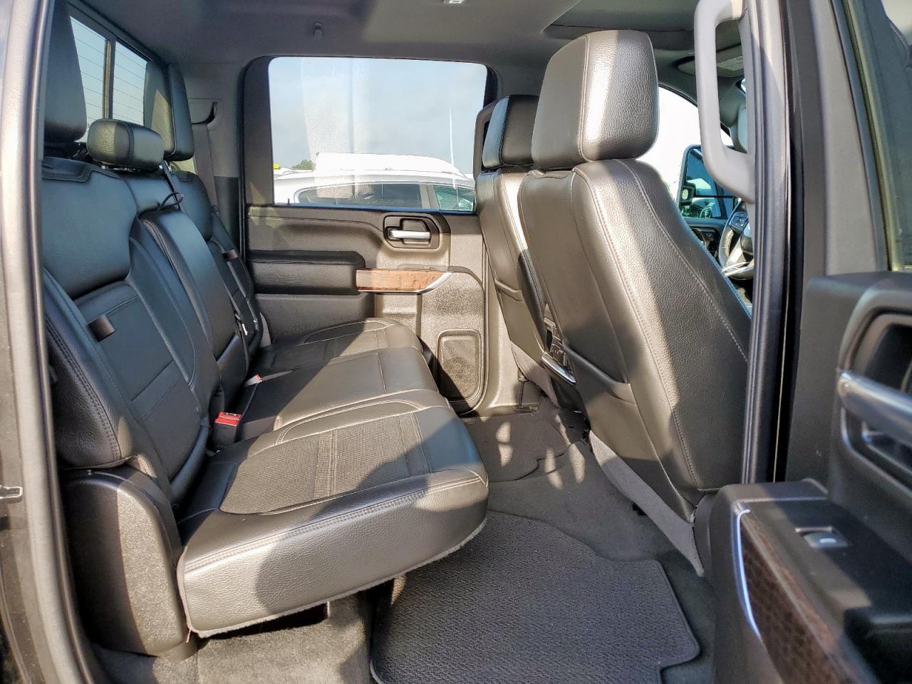 2023 GMC Sierra