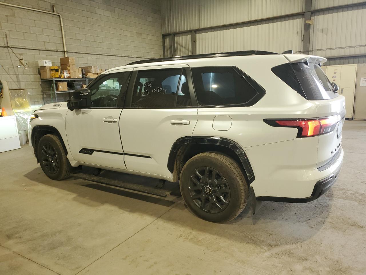 2024 TOYOTA Sequoia