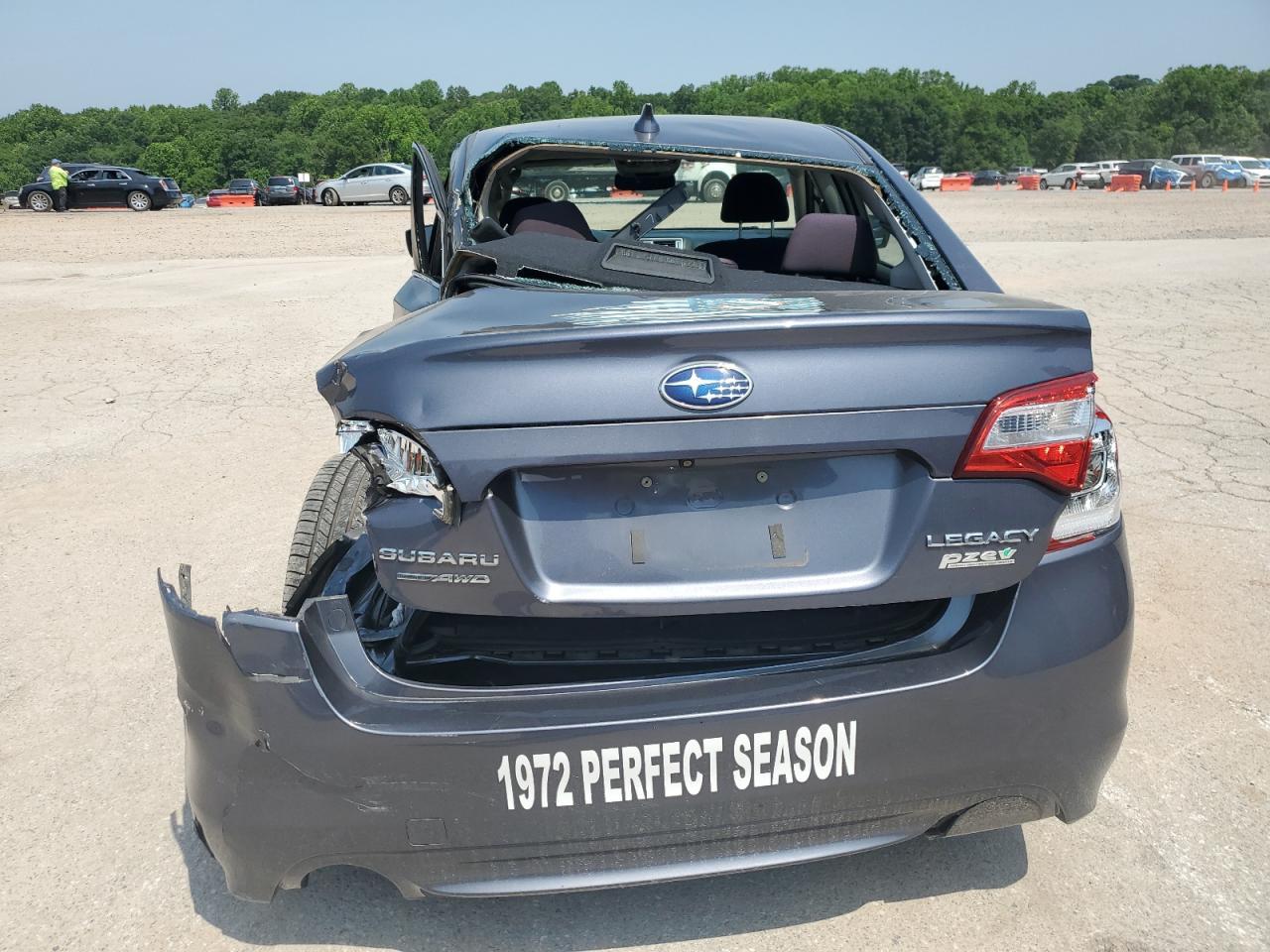 2016 SUBARU Legacy