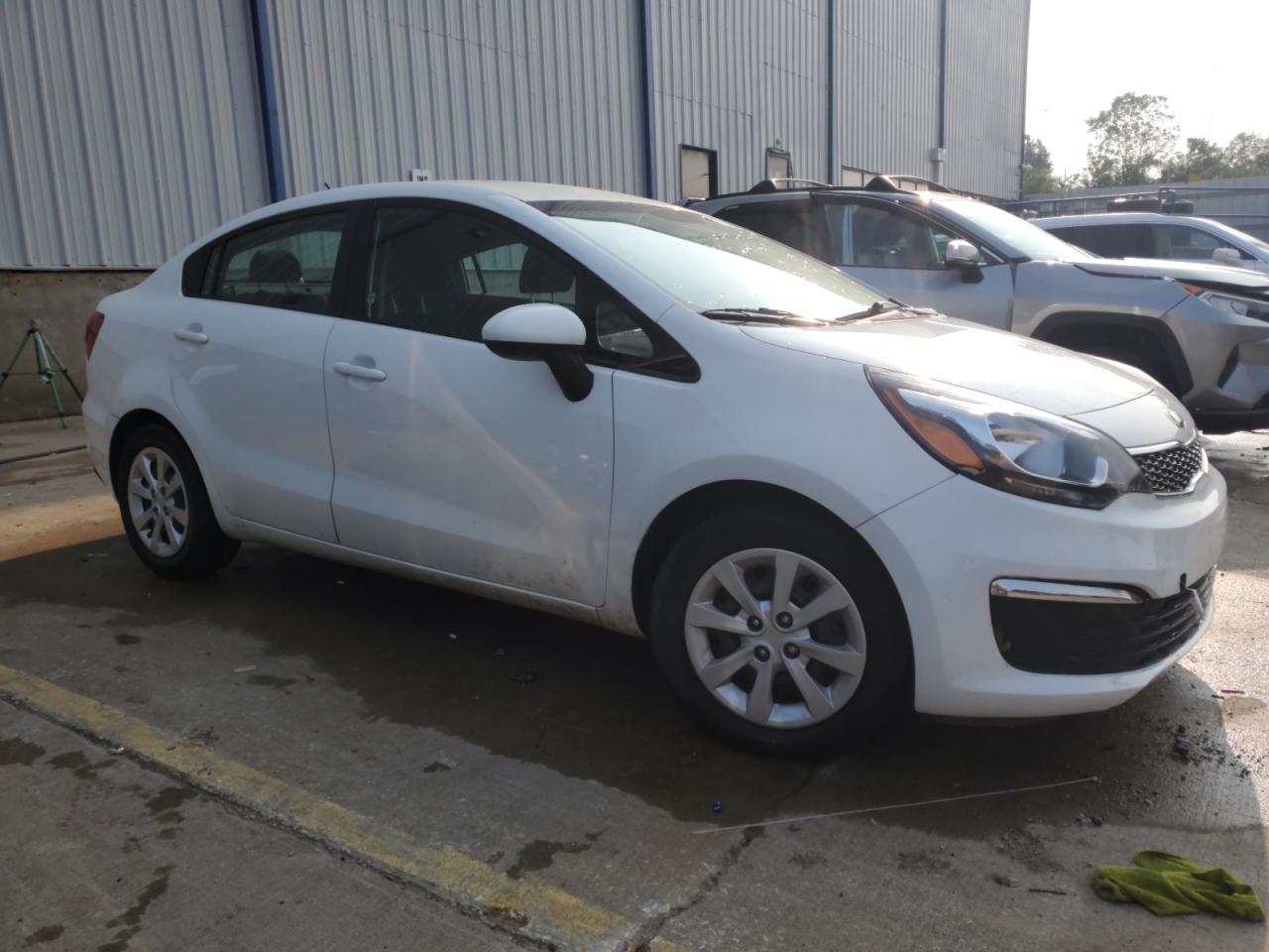 2017 KIA RIO