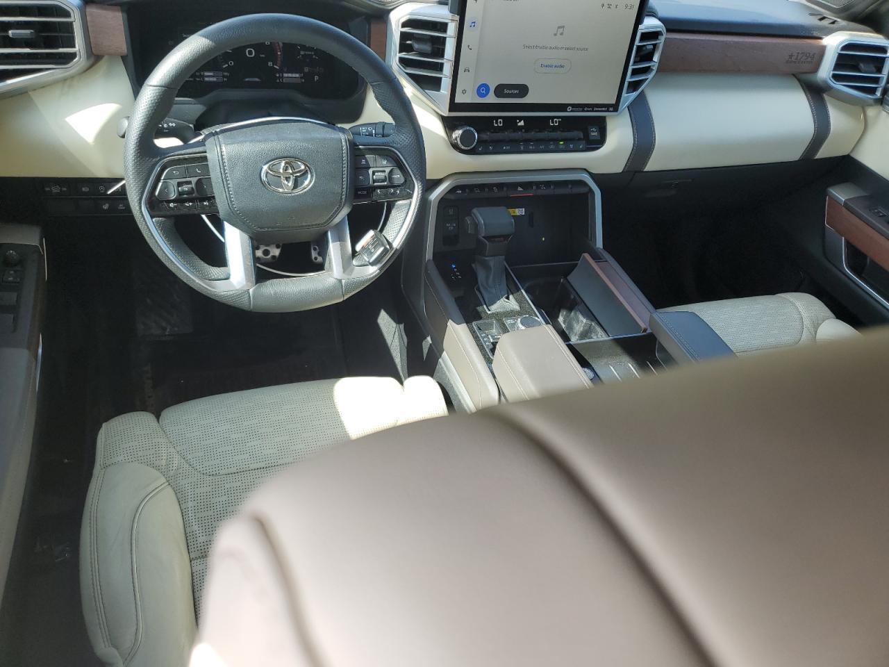 2023 TOYOTA TUNDRA