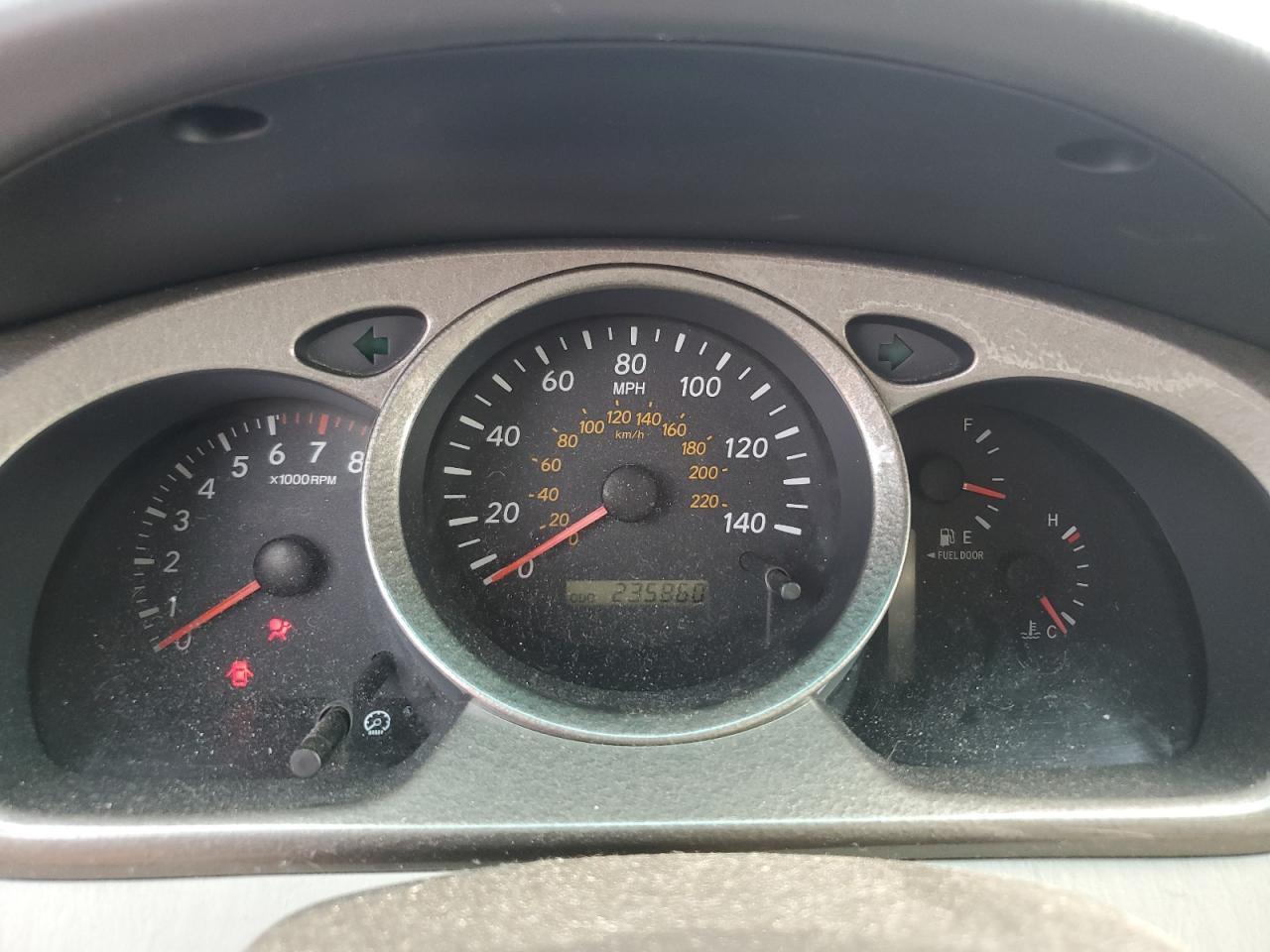 2003 TOYOTA HIGHLANDER