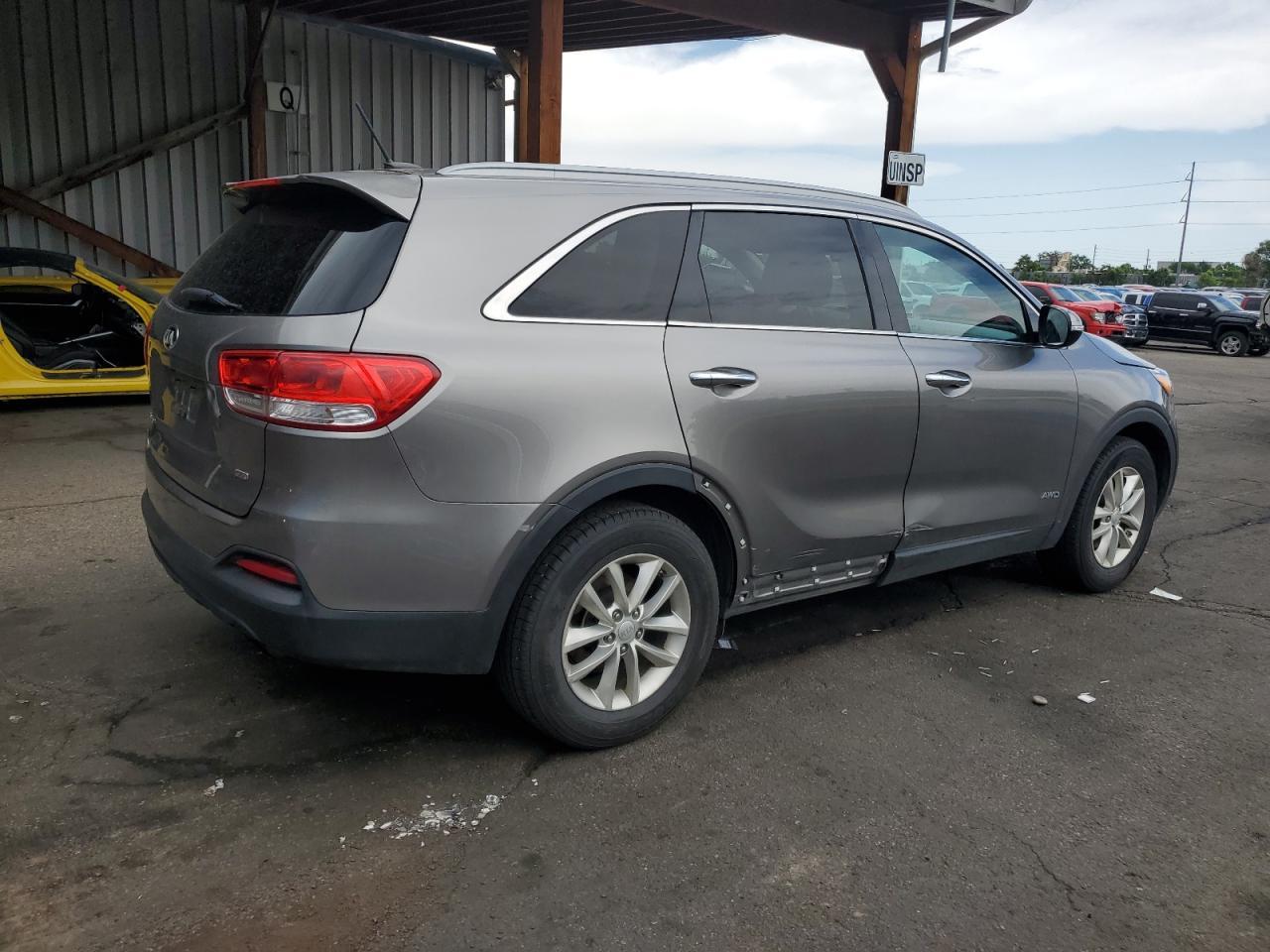 2017 KIA SORENTO