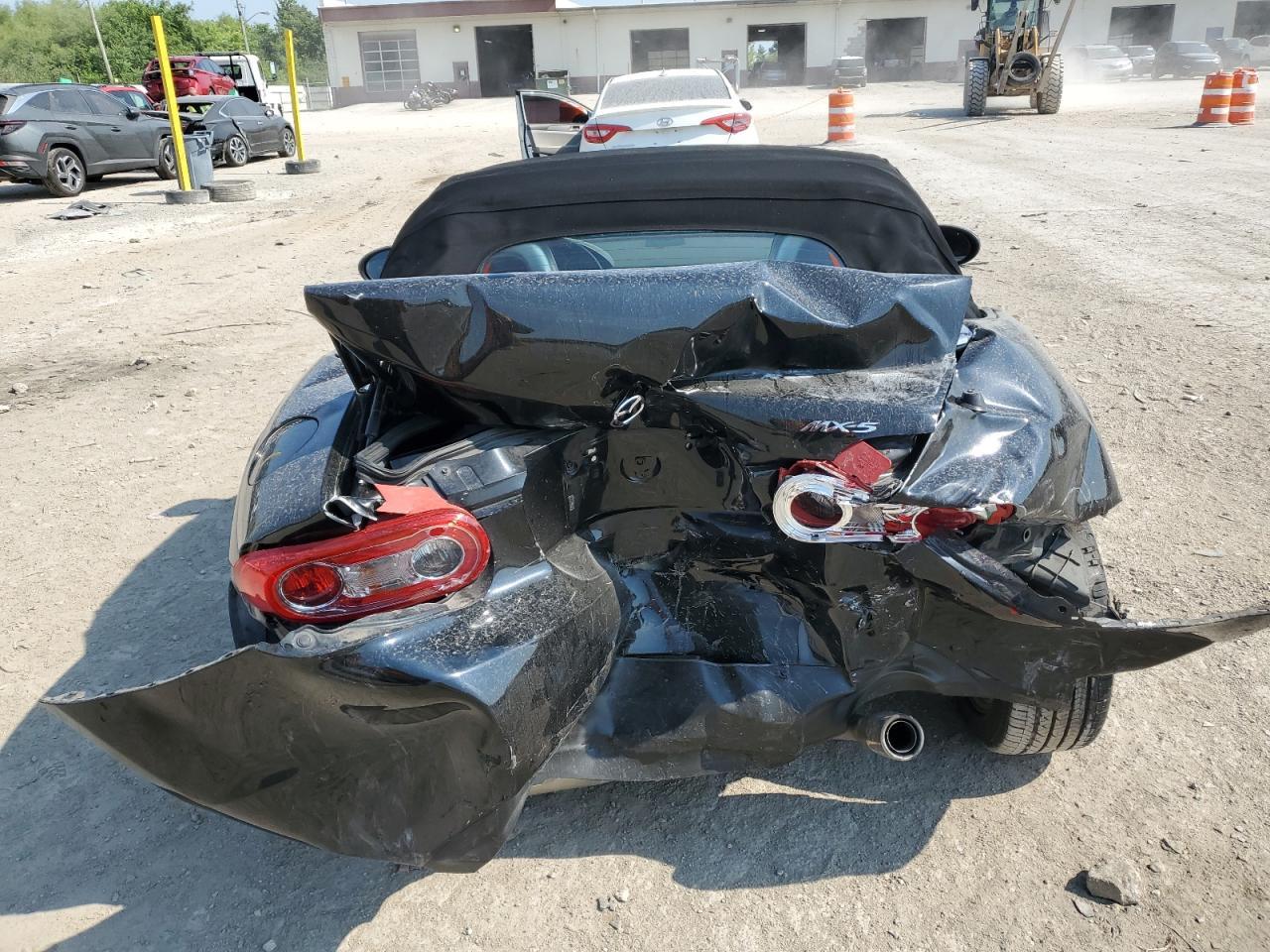 2015 MAZDA MX-5 Miata