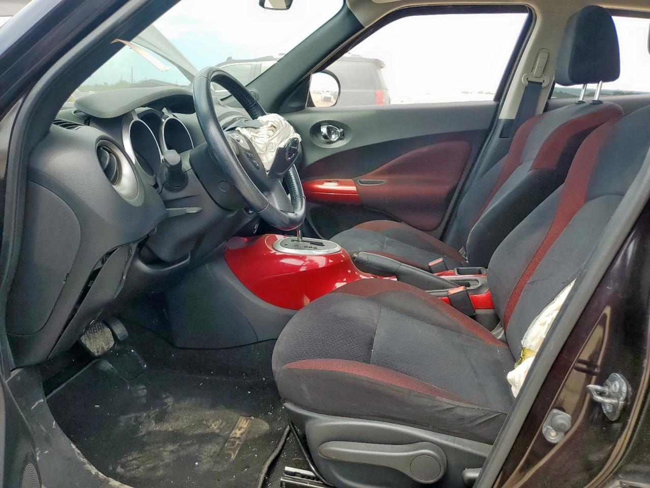 2014 NISSAN Juke